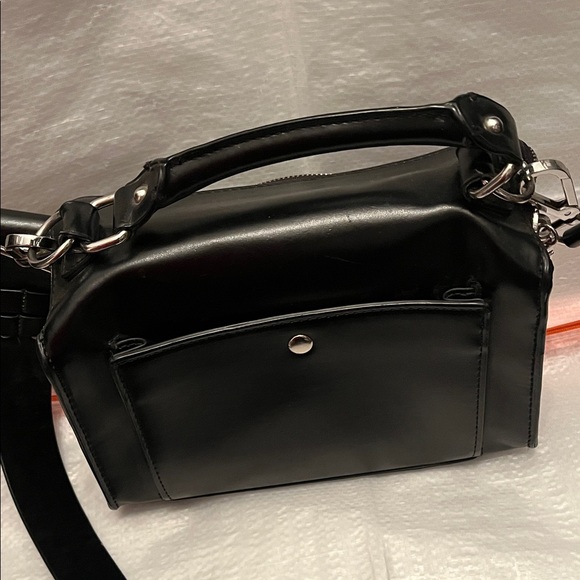 Zara Black Crossbody Bag - Picture 3 of 3